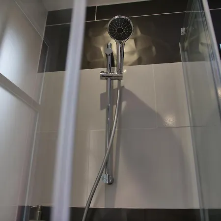 A 50m Reves Bleus Les Bains De *