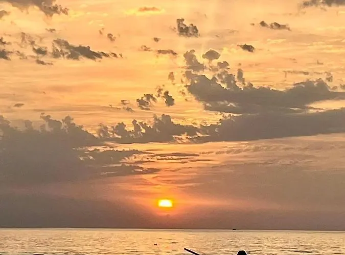 à 50m Rêves Bleus Les Bains De *