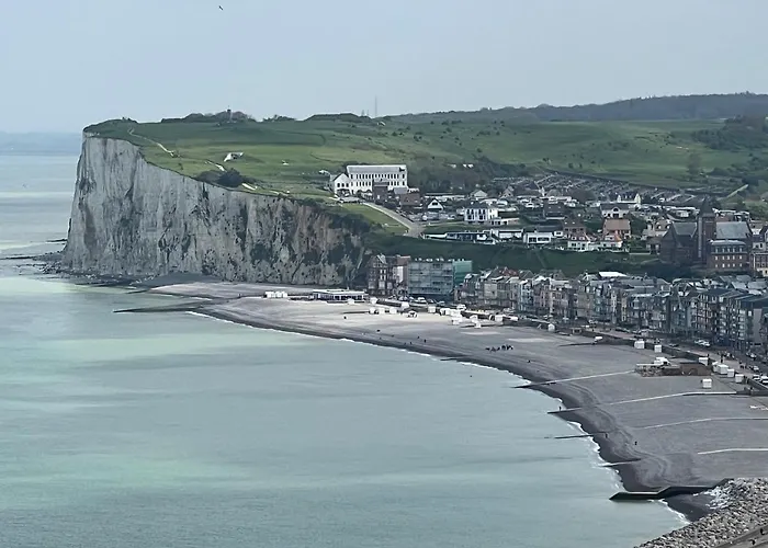 à 50m Rêves Bleus Les Bains De * Mers-les-Bains