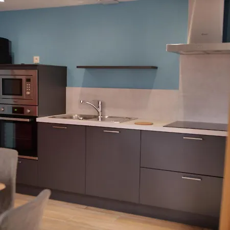 A 50m Reves Bleus Les Bains De