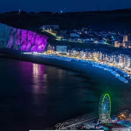 A 50m Reves Bleus Les Bains De Apartment