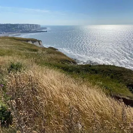 A 50m Reves Bleus Les Bains De
